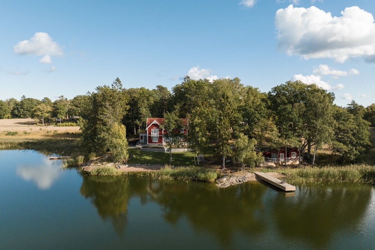 A Luxurious Archipelago Villa in Sweden 18 archipelago-villa-sweden-nordroom
