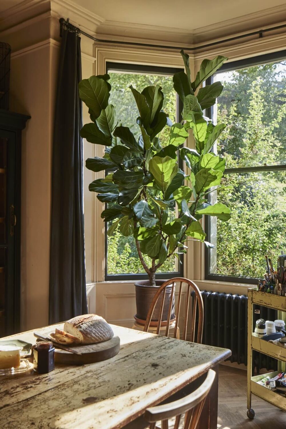 A Spectacular Victorian Villa with Contemporary Extension in Bath 8 bay-window-dining-room-edward-bulmer-clove-paint-nordroom