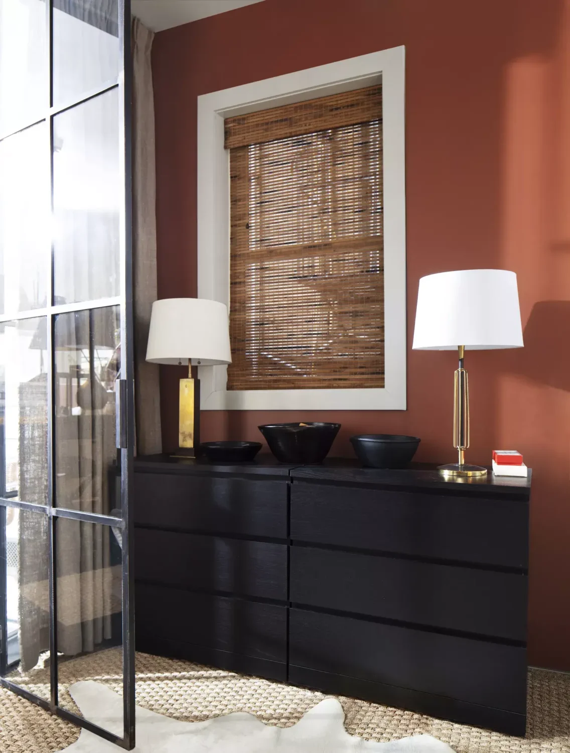 Benjamin Moore Color of the Year 2023: Raspberry Blush 15 benjamin-moore-color-trends-2023-Cinnamon-nordroom