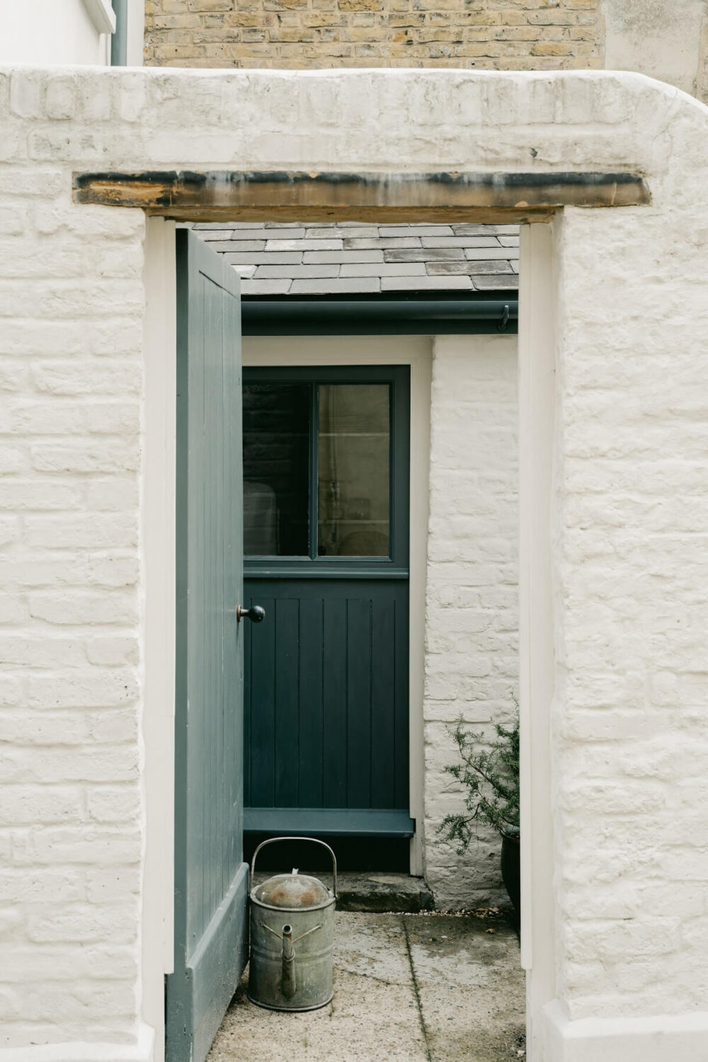 Original Features in a Regency Cottage in London 26 garden-entry-regency-house-london-nordroom