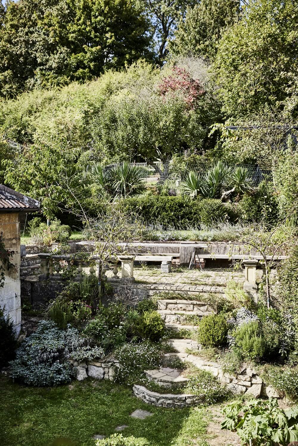 A Spectacular Victorian Villa with Contemporary Extension in Bath 27 green-garden-victorian-house-england-nordroom
