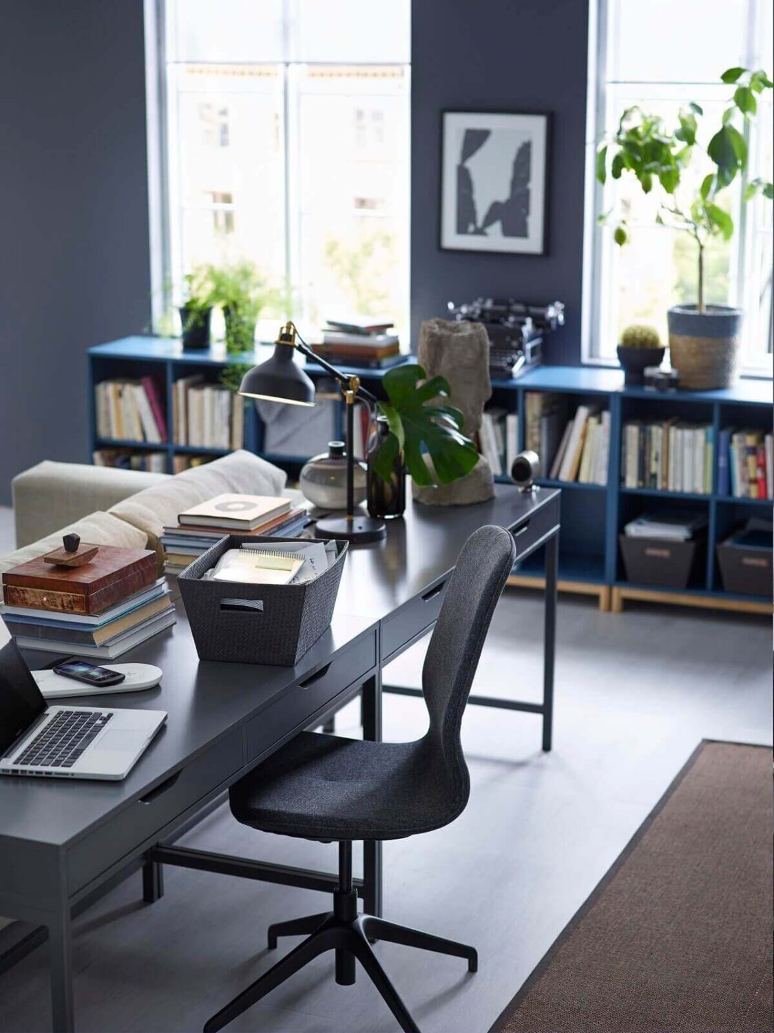 Double Desk IKEA Hacks That Will Boost Your Productivity 5 living-room-home-office-double-desk-alex-gray-nordroom