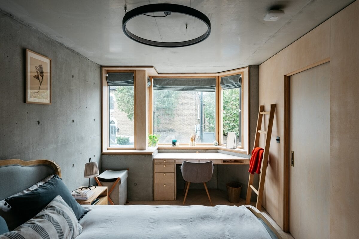 A Contemporary Version of a Victorian Terrace House 13 bedroom-bay-window-home-office-concrete-walls-nordroom