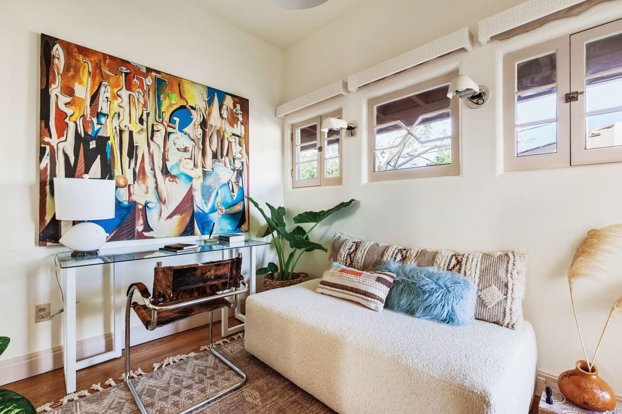 A Bright Spanish-Style Villa in Los Angeles 21 bedroom-home-office-spanish-style-home-nordroom