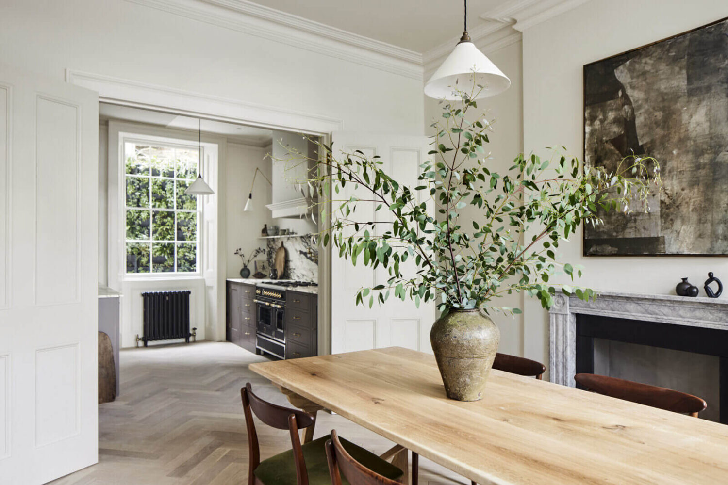 A Stylish Regency Townhouse in London 7 dining-room-kitchen-open-plan-fireplace-nordroom