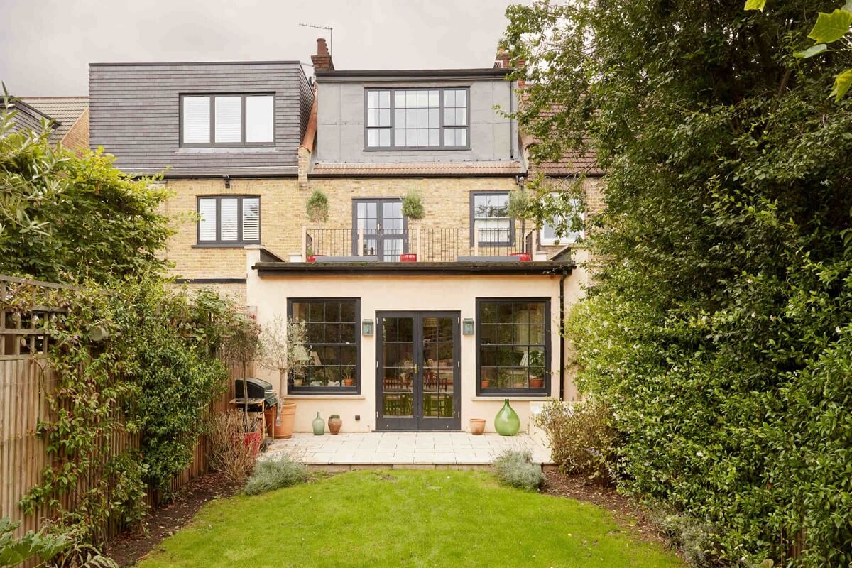 A Colorful Eclectic House Designed by Alice Palmer 28 exterior-facade-garden-edwardian-house-alice-palmer-nordroom