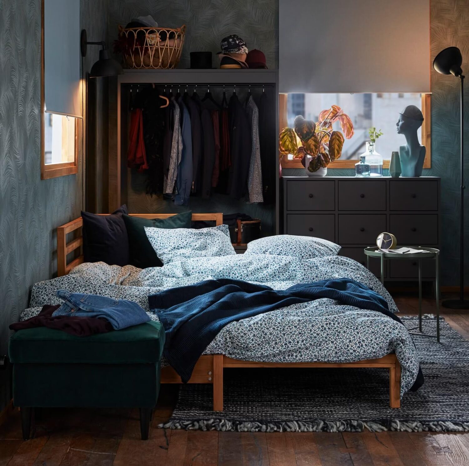 Great Living Room Bedroom Combo Ideas (Layout Tips + Styling) 33 ikea-sofa-bed-living-room-bedroom-combos-nordroom