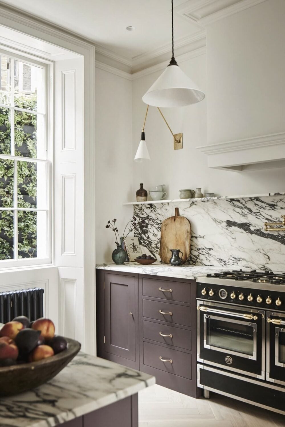 A Stylish Regency Townhouse in London 1 kitchen-calacatta-monet-marble-plain-english-design-nordroom