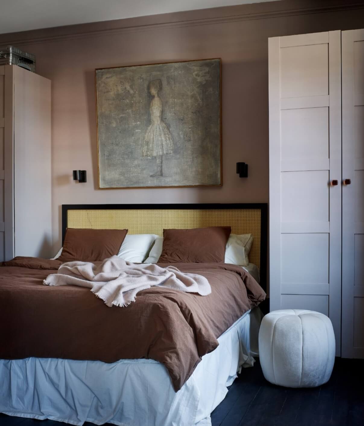 A Colorful Nordic Apartment with Dusty Pink Walls 14 master-bedroom-pink-walls-wardrobes-nordroom
