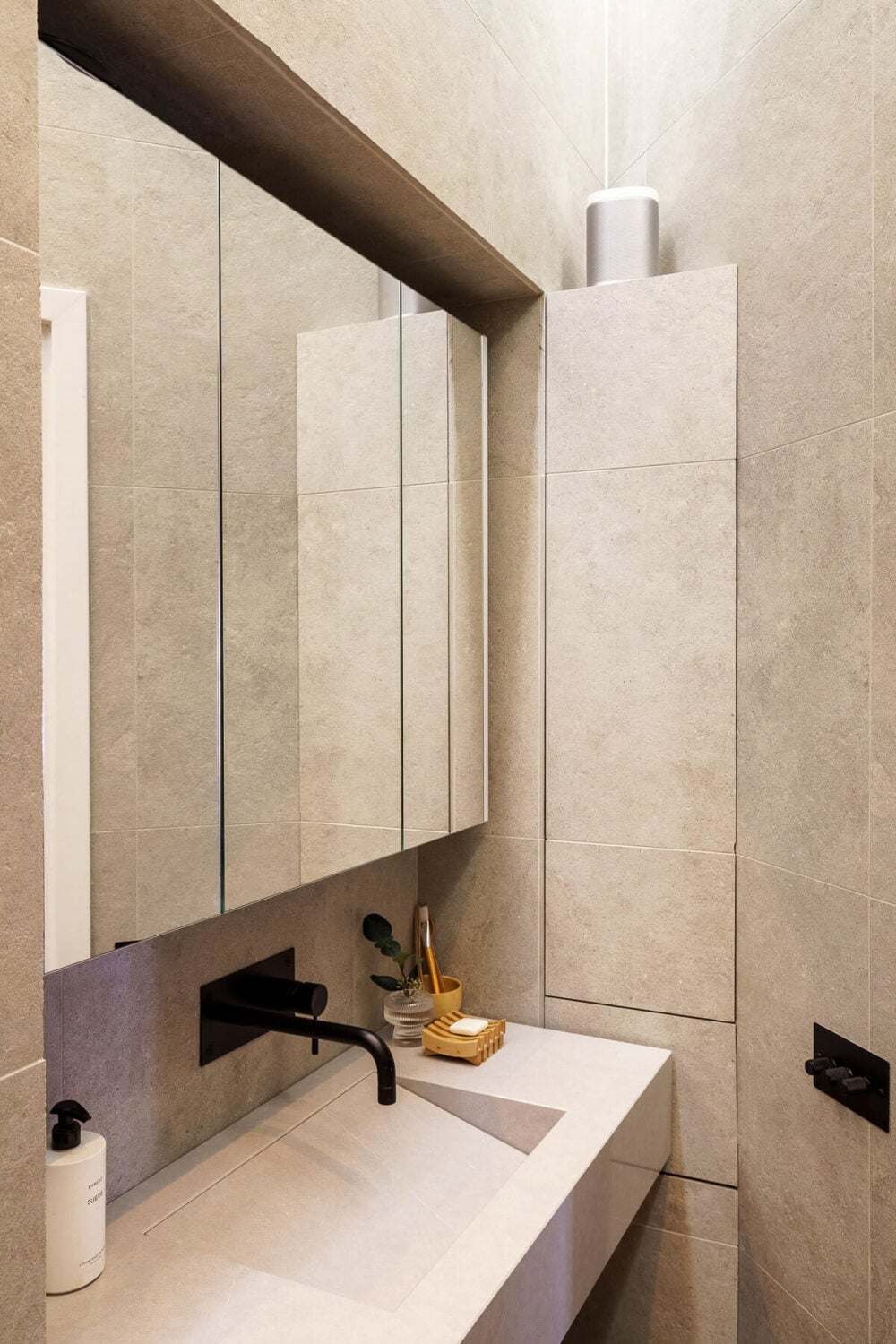 A Classic Nordic Apartment Decorated with Modern Furnishings and Color 18 small-bathroom-black-fittings-nordroom