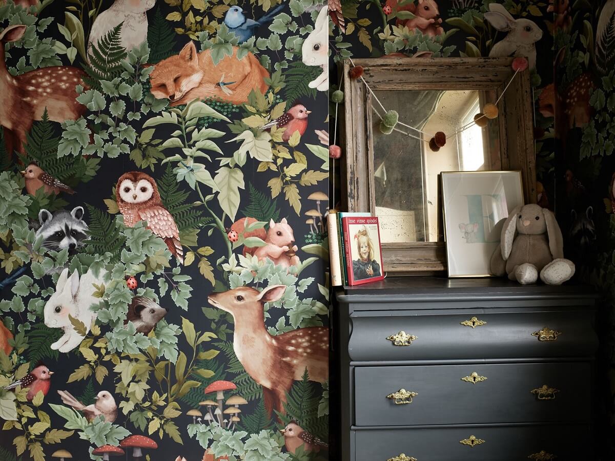 A Warm Nordic Apartment with Light Brown Walls 16 woodland-jimmy-cricket-wallpaper-kids-bedroom-nordroom
