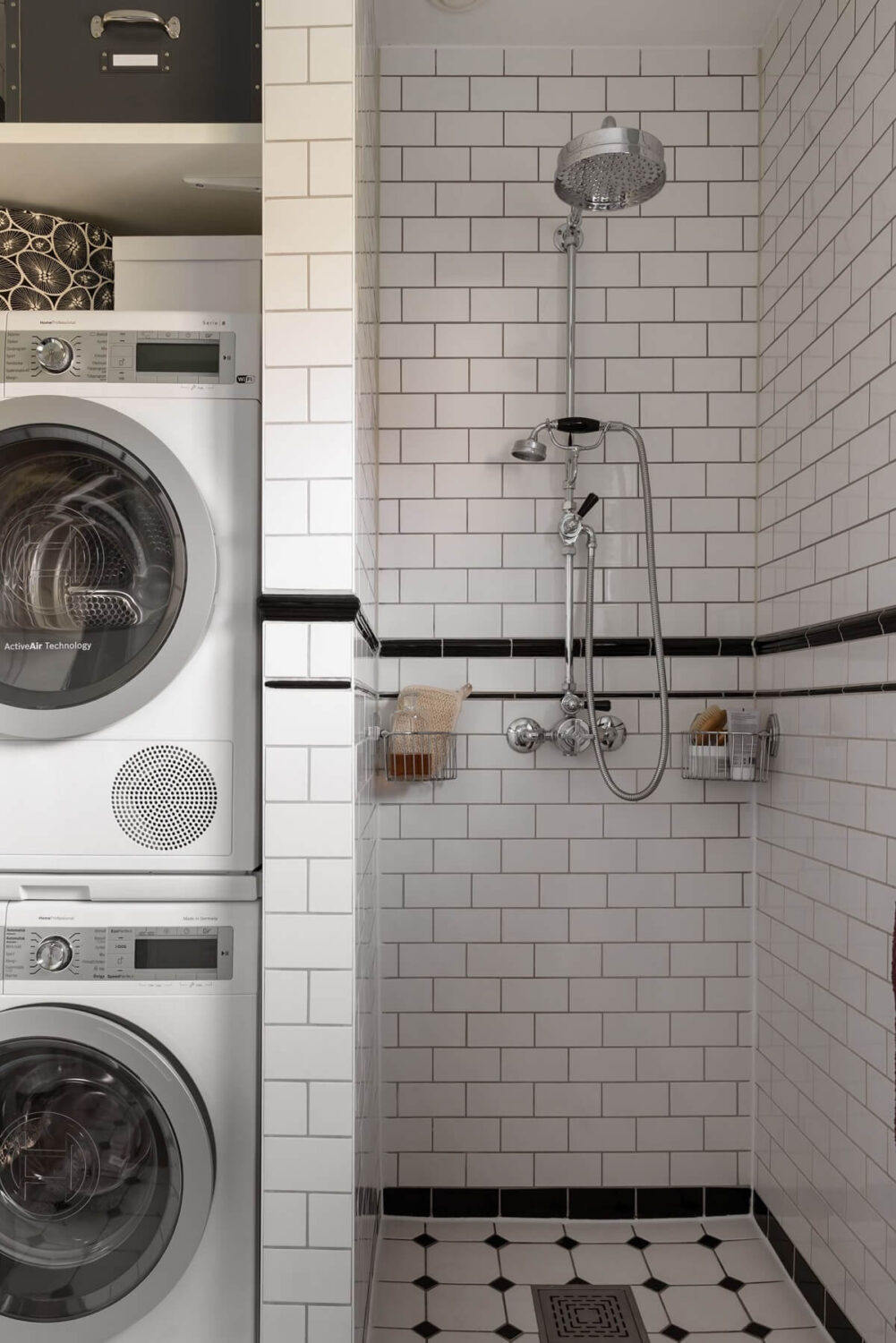 A Scandinavian Home with Purple Color Accents 25 bathroom-walk-in-shower-black-white-tiles-nordroom