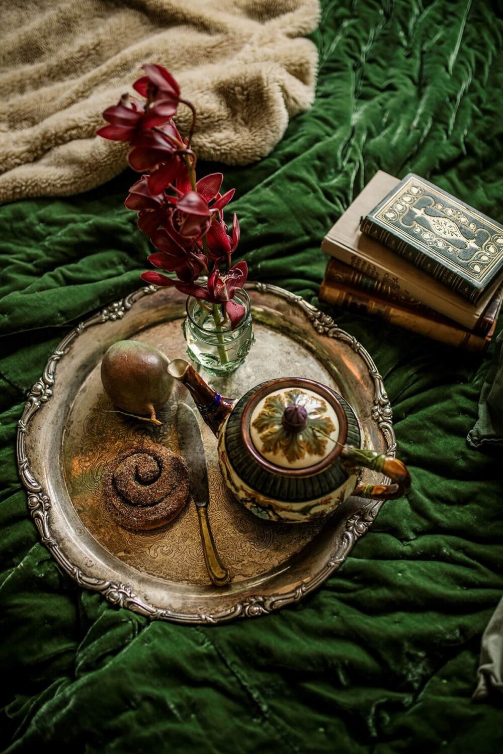 A Cozy Green Kitchen in a Vintage Attic Apartment 18 bedroom-detail-breakfast-tray-green-bedding-nordroom