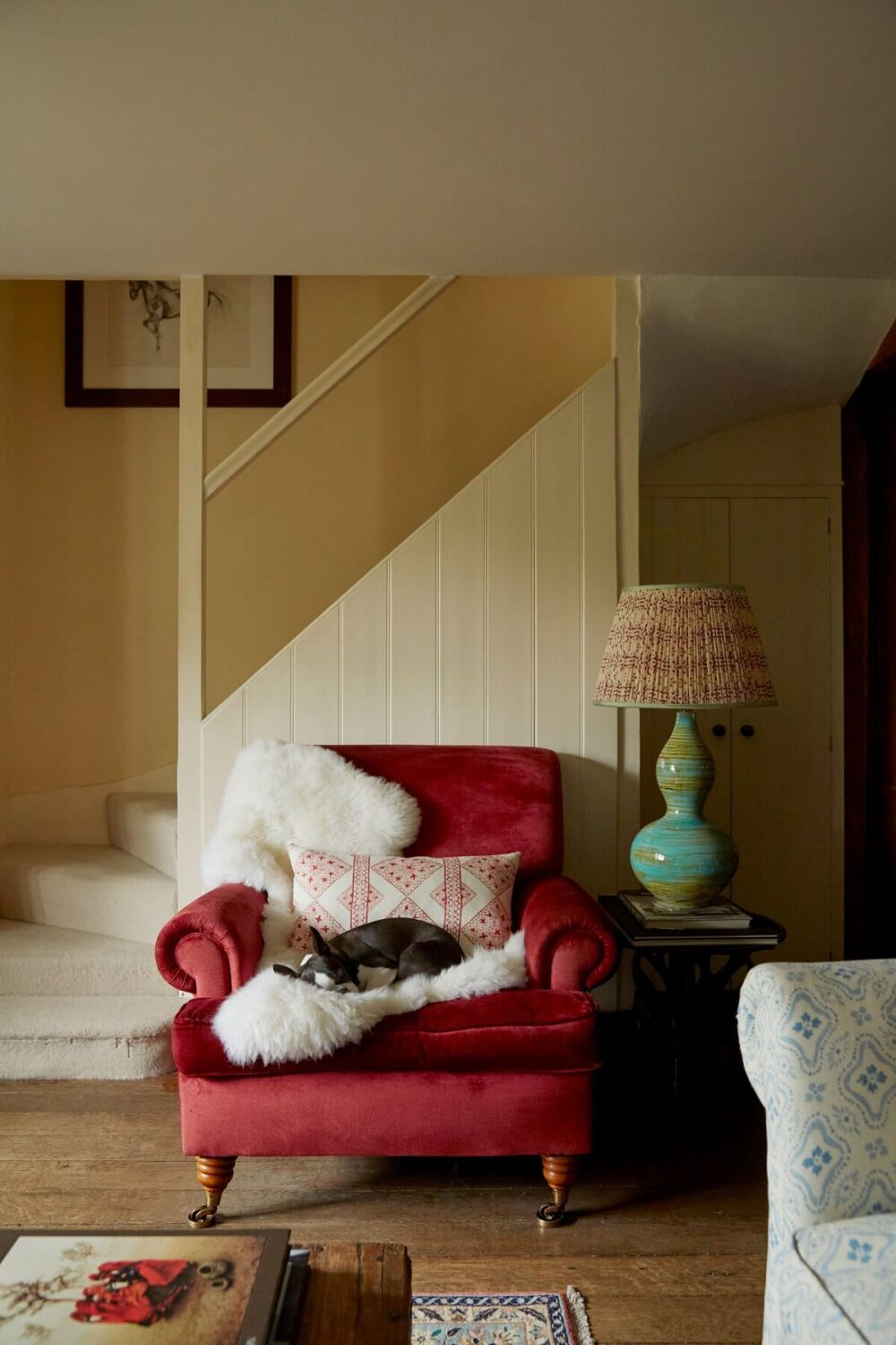A Charming Arts and Crafts Cottage in the English Countryside 3 cottage-sitting-room-staircase-nordroom