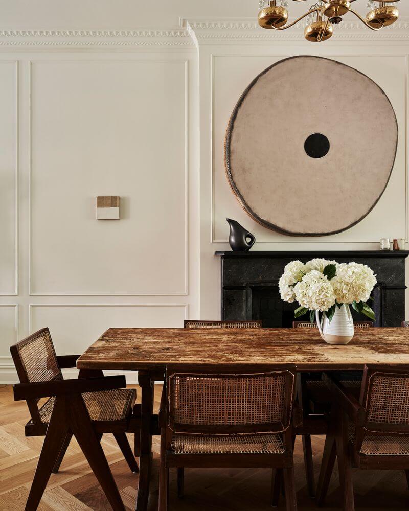 A Classic West Village Townhouse with Garden 4 dining-room-black-firpelace-townhouse-new-york-nordroom