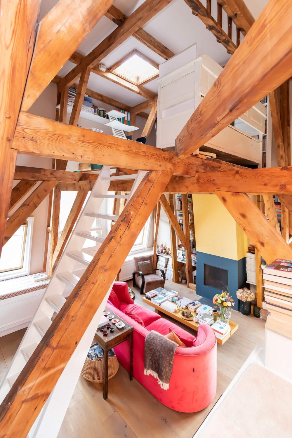 A Colorful Loft in Amsterdam with Exposed Wooden Beams 7 exposed-wooden-beams-colorful-loft-nordroom