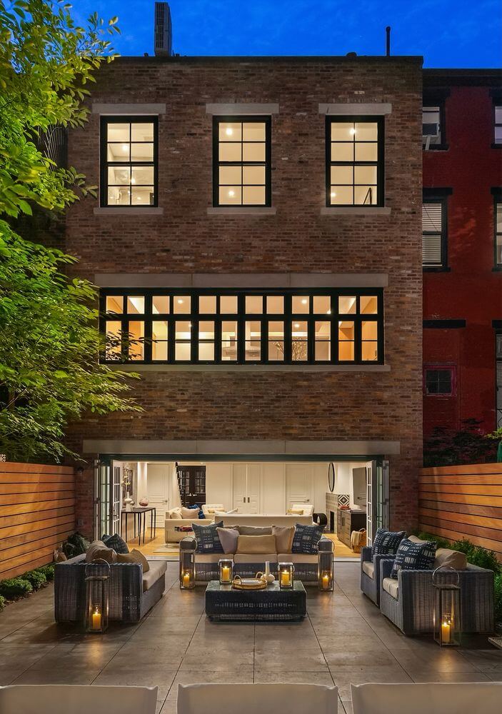 A Classic West Village Townhouse with Garden 15 exterior-townhouse-west-village-new-york-nordroom