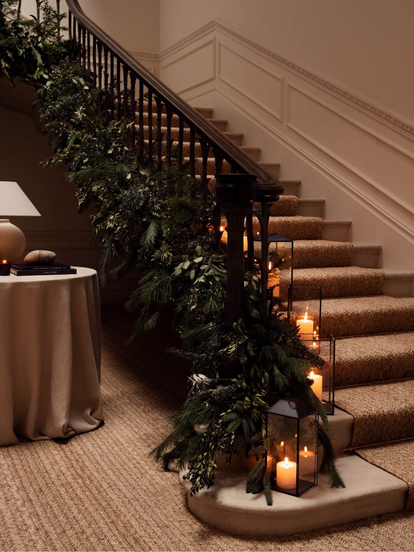 hallway-christmas-decor-zara-home-nordroom