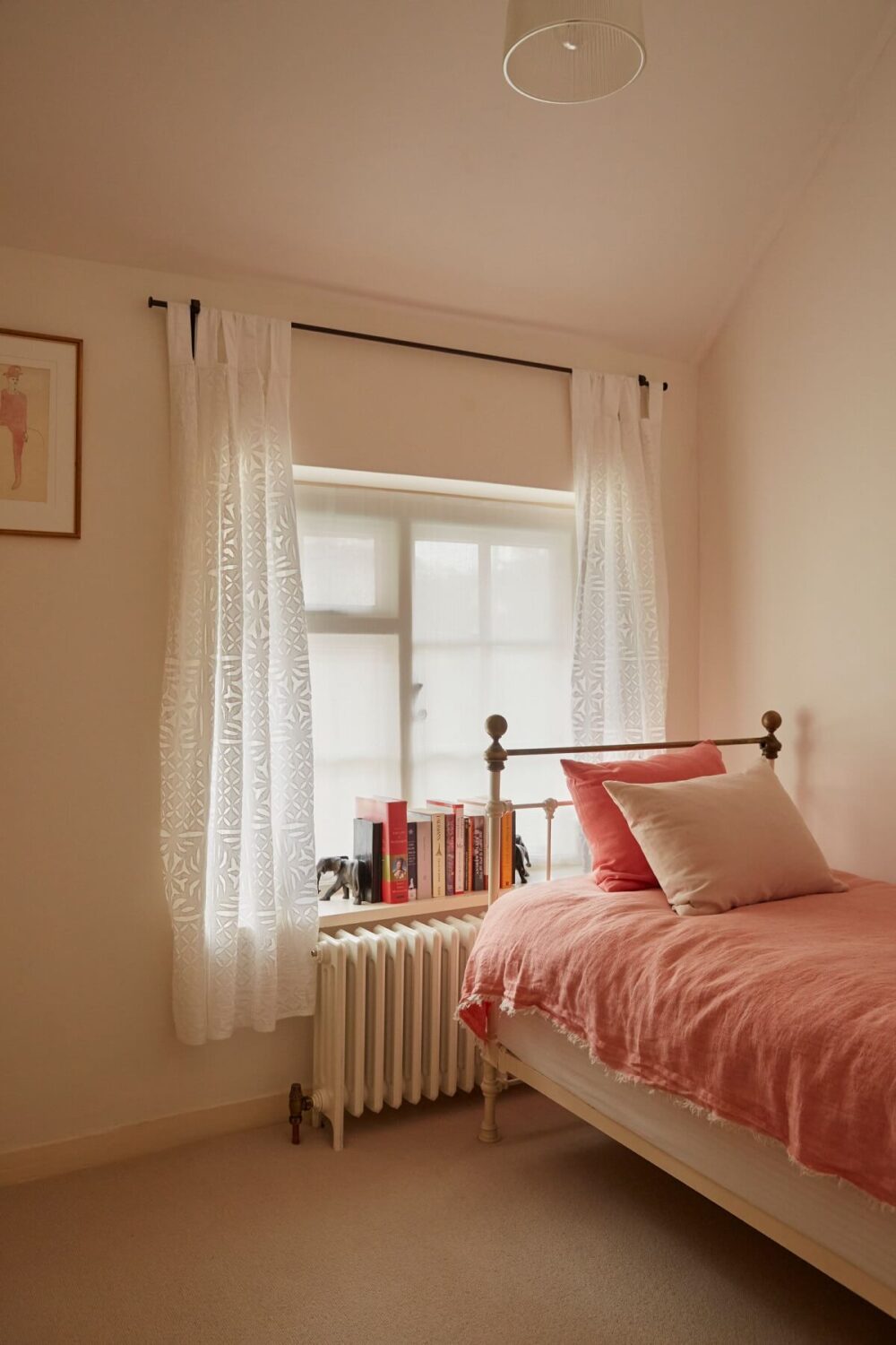 A Charming Arts and Crafts Cottage in the English Countryside 16 kids-bedroom-pink-bedding-english-cottage-nordroom