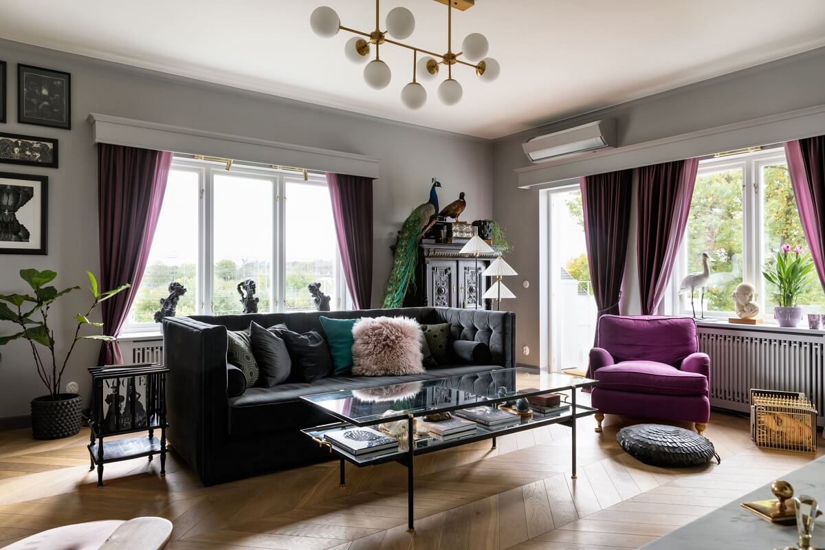 A Scandinavian Home with Purple Color Accents 6 living-room-purple-accent-color-nordroom