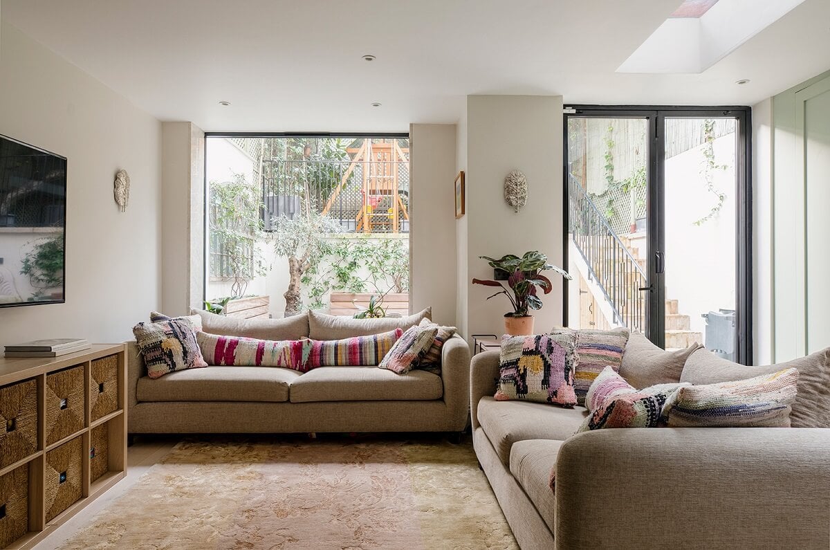 A Unique Colorful Family Home in London 7 modern-extension-tv-room-colorful-victorian-house-nordroom