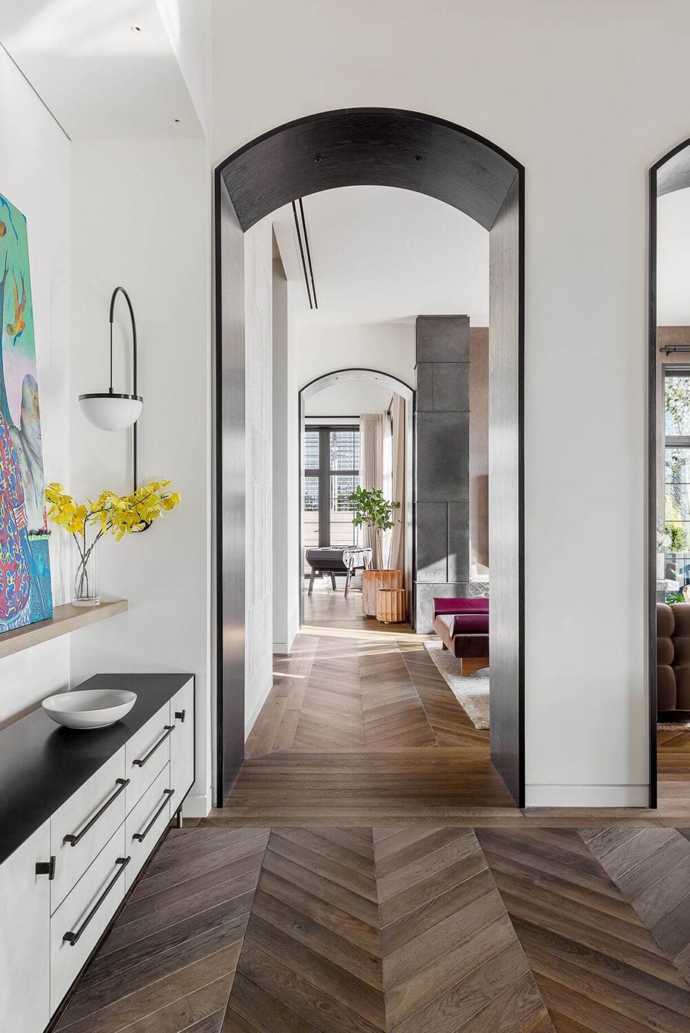 Trevor Noah Sells His Manhattan Penthouse with Roof Terrace 8 open-plan-living-space-chevron-floor-trevor-noah-penthouse-new-york-nordroom
