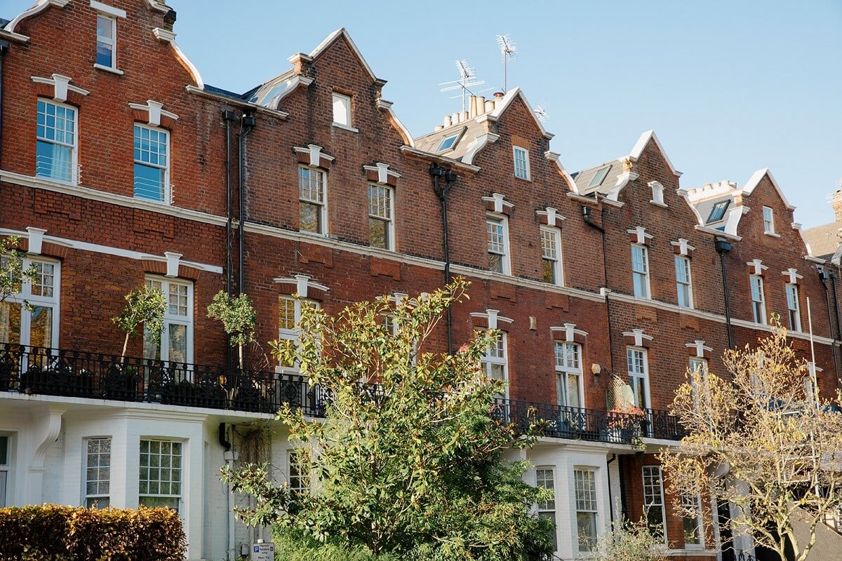 A Unique Colorful Family Home in London 20 victorian-terrace-house-london-dutch-roof-nordroom