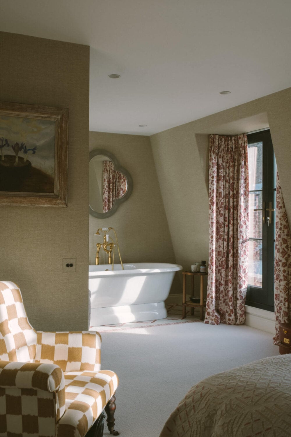 A London Mews House Made Famous in Love Actually 20 bedroom-bathroom-ensuite-freestanding-bath-nordroom