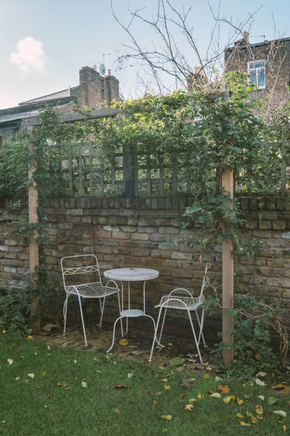 A Victorian House in London with a Blue Sitting Room 34 garden-seating-victorian-terraced-house-london-nordroom