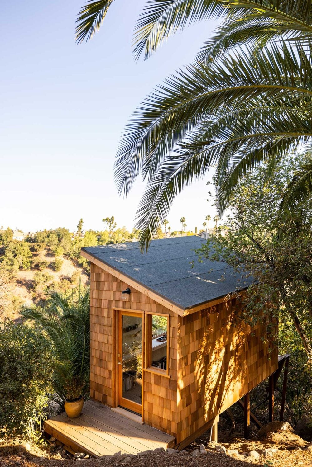 The Warm Mountaintop Home of Actor Hayden Christensen 18 garden-shed-mountaintop-home-nordroom