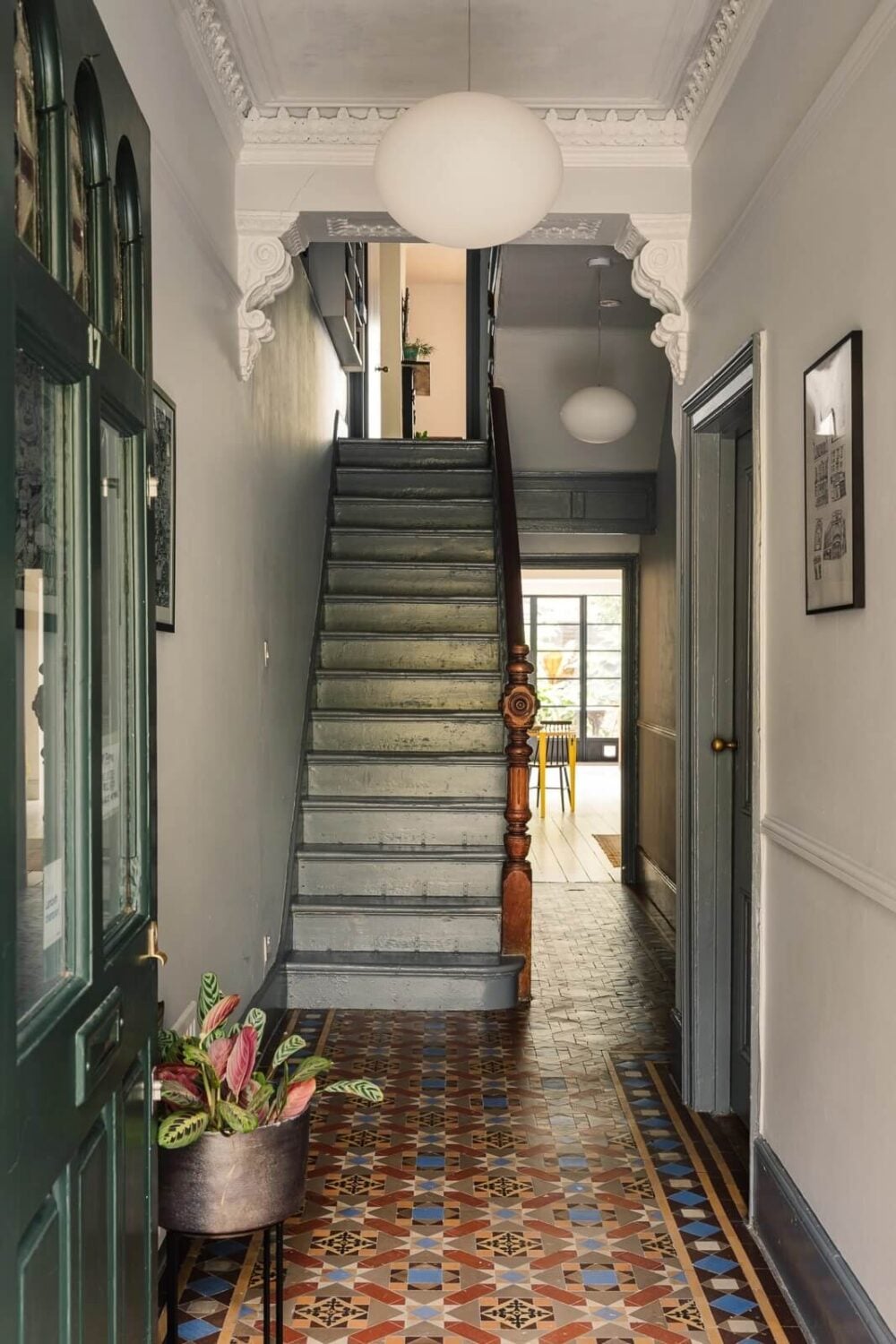 A Victorian House in London with Yellow Color Accents 12 hallway-colorful-floor-tiles-mosaic-pattern-victorian-house-london-nordroom
