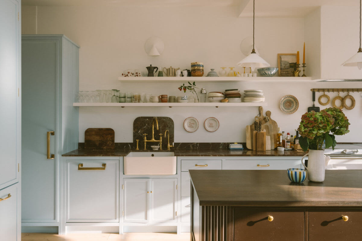 A Victorian House in London with a Blue Sitting Room 13 kitchen-light-blue-cabinets-open-shelves-island-nordroom