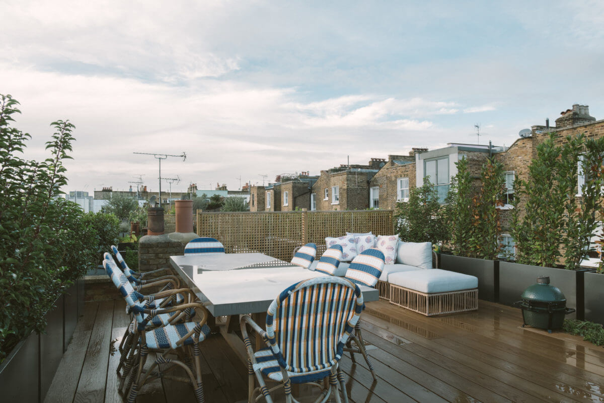 A London Mews House Made Famous in Love Actually 26 roof-terrace-mews-house-notting-hill-london-nordroom