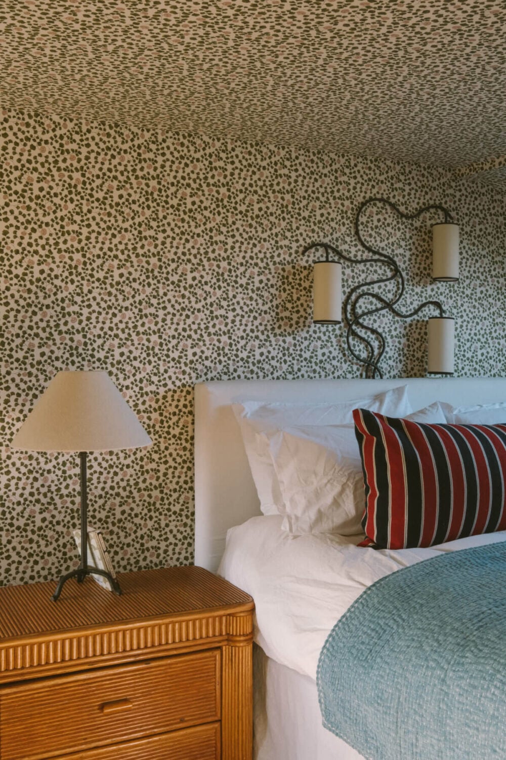 A Victorian House in London with a Blue Sitting Room 31 wallpaper-bedroom-white-headboard-nordroom