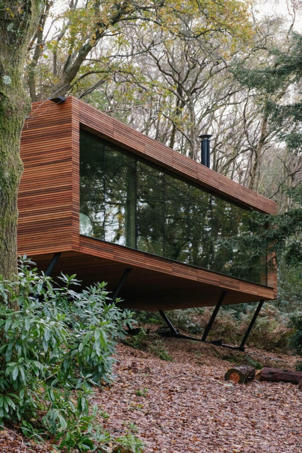 A Modern Woodland Lodge with A Scandi Interior 19 wood-glass-lodge-forest-england-nordroom