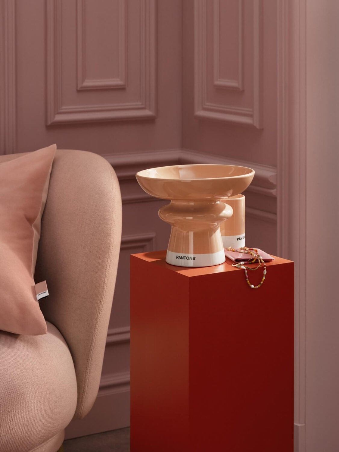 H&M Home x Pantone: The Power of Color 10 H&M-Home-Pantone-The-Power-of-Color-pink-vase-nordroom