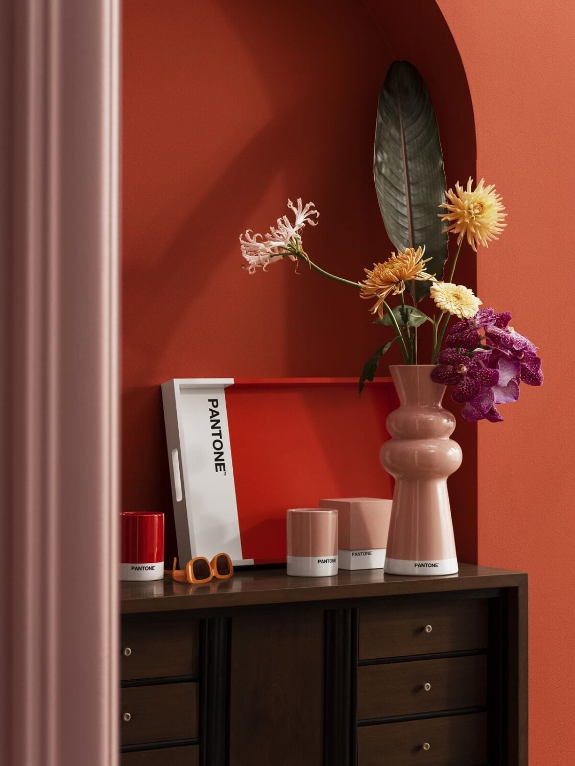 H&M Home x Pantone: The Power of Color 8 H&M-Home-Pantone-The-Power-of-Color-red-color-detail-nordroom