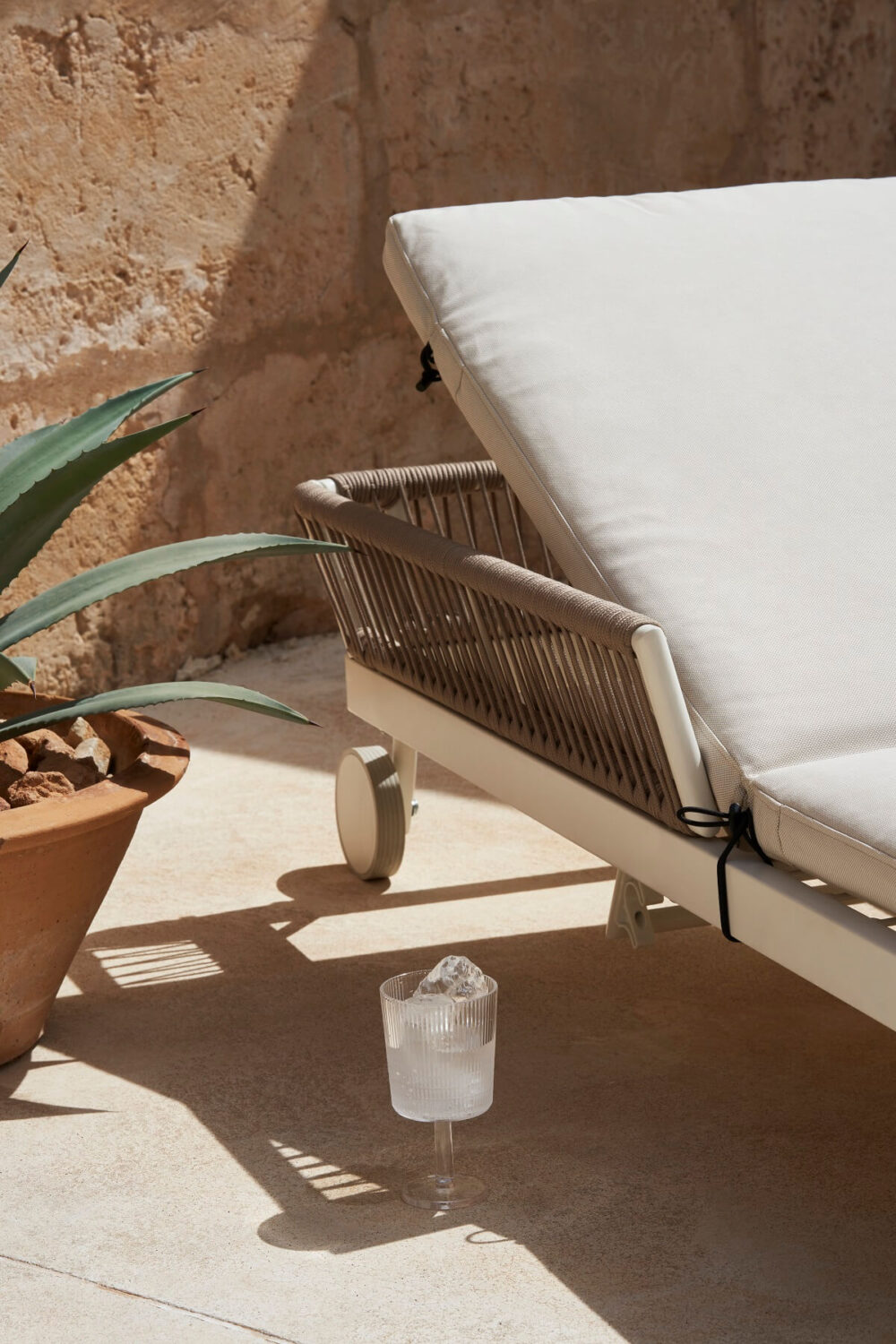 IKEA Summer Collection 2023: Welcome to Life Outdoors 12 SEGERÖN-sun-lounger-detail-nordroom