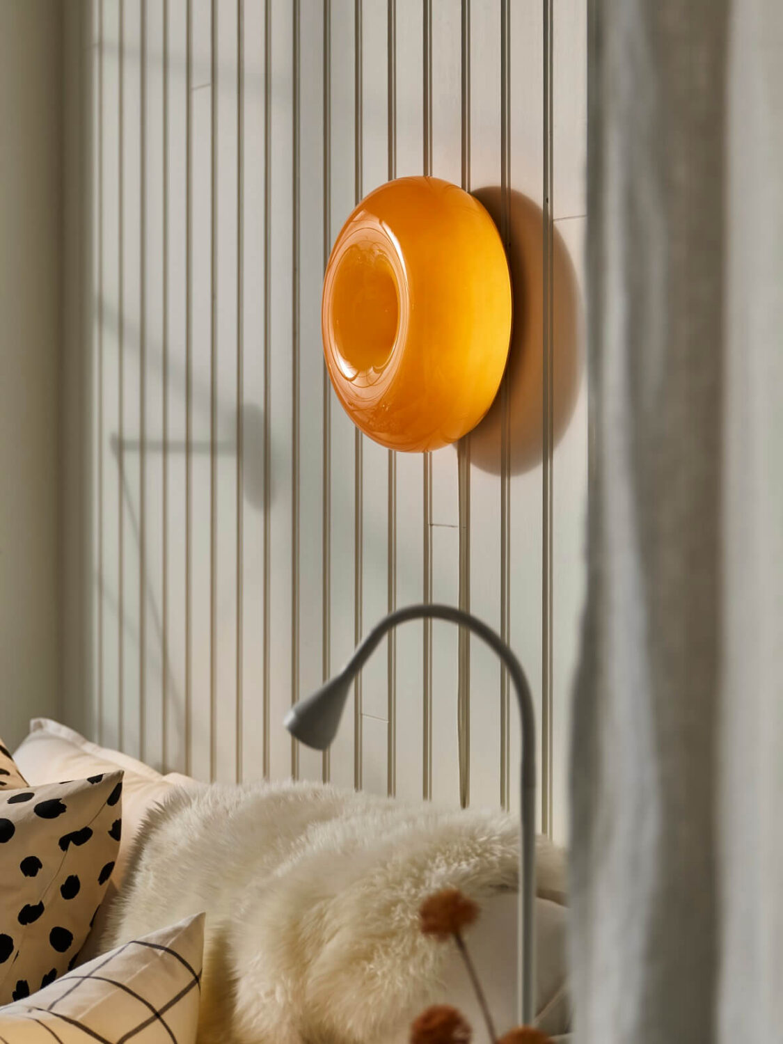 IKEA VARMBLIXT - When Light Comes To Life 10 VARMBLIXT-donut-wall-lamp-nordroom