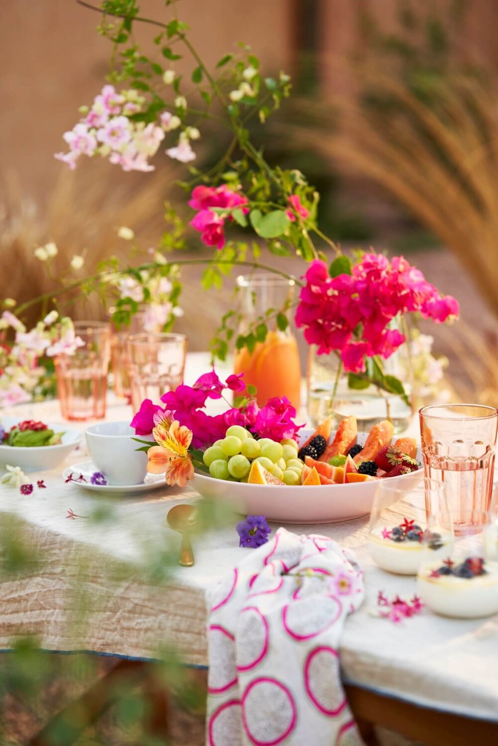 IKEA Summer Collection 2023: Welcome to Life Outdoors 32 floral-table-setting-ikea-summer-collection-2023-nordroom