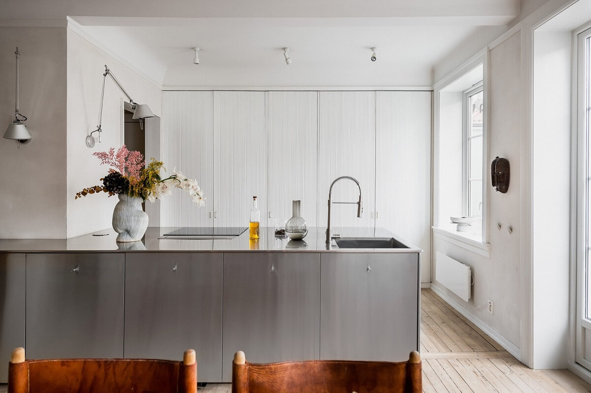 An Oslo Apartment with Custom Made Storage Solutions 11 scandinavian-design-kitchen-oslo-apartment-nordroom