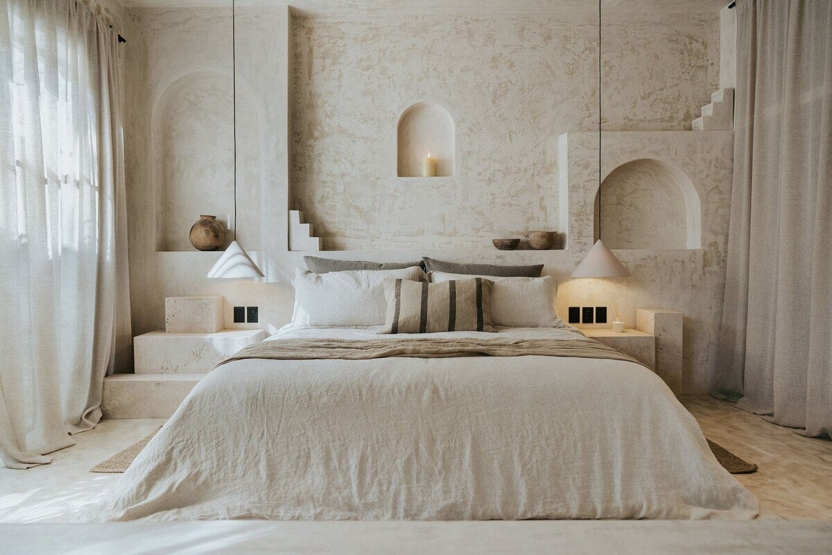A Serene Design Apartment in Tulum 8 serene-bedroom-scultpural-niches-tulum-airbnb-apartment-nordroom