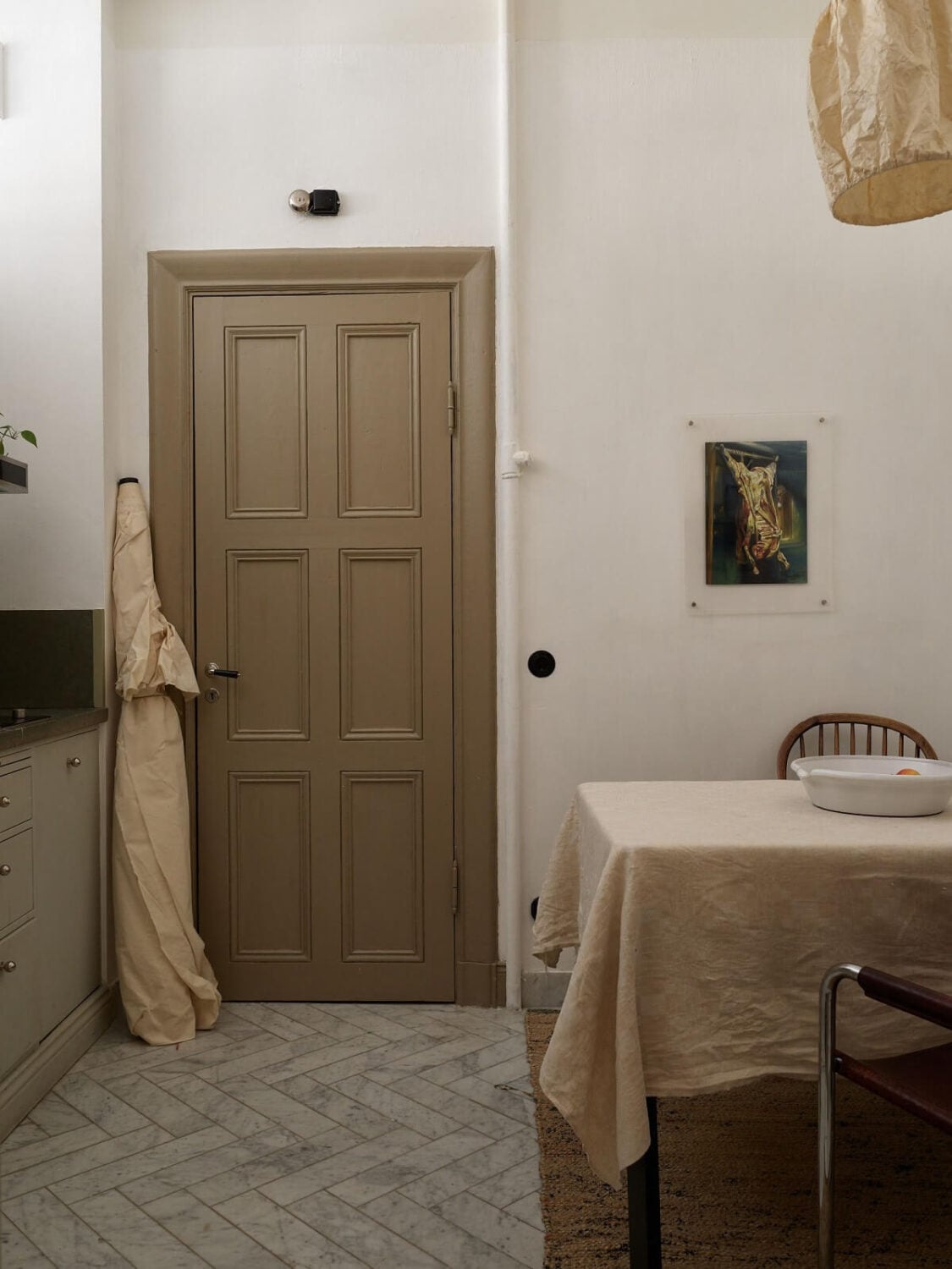 A Beige Vintage Apartment in Stockholm 25 small-kitchen-pantry-beige-apartment-nordroom