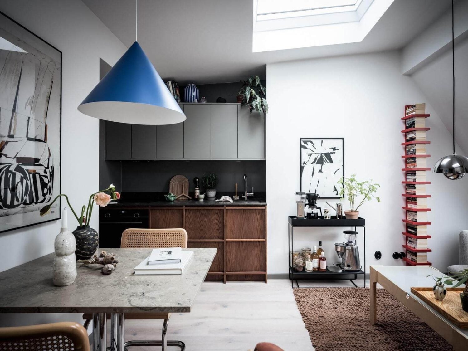 A Small Scandinavian Loft with Skylights and Brick Wall 8 small-scandi-loft-nordiska-kok-kitchen-skylights-nordroom