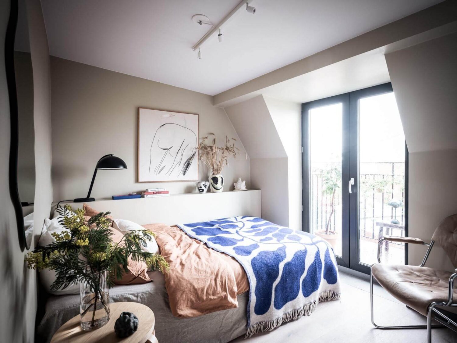 Best of 2023: Loft Apartments 9 small-scandinavian-loft-apartment-bedroom-area-storage-ledge-nordroom