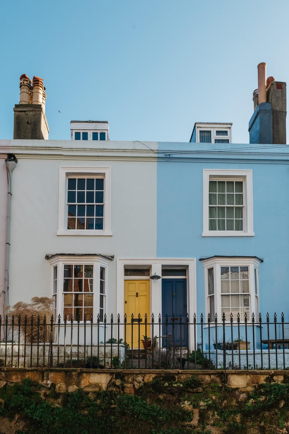 Colorful Rooms in a Historic English Home 23 terraced-house-colorful-interior-nordroom