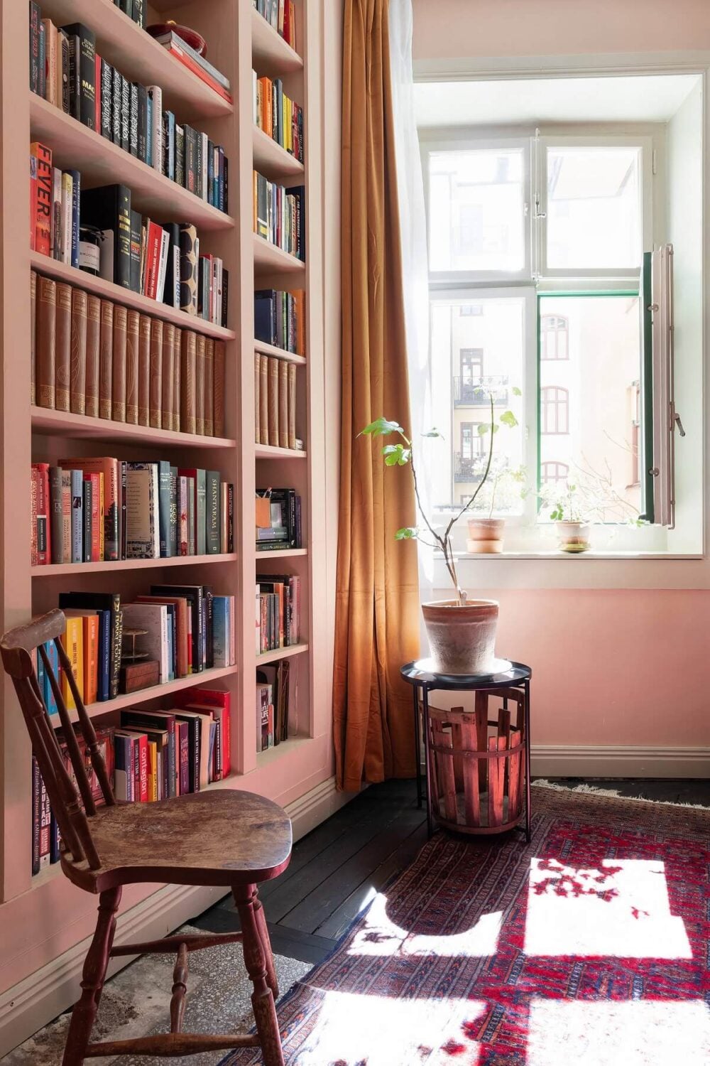 36 Home Library Ideas That Are A Book-Lover's Dream 13 bedroom-pink-walls-built-in-bookcase-nordroom
