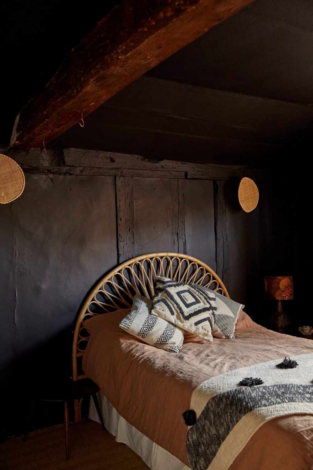 A Pink English Home That's Brimming with History 22 black-bathroom-exposed-beams-nordroom