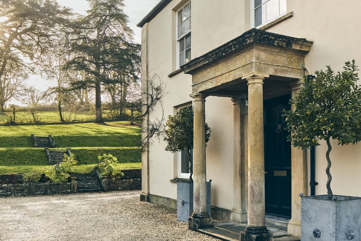 A Peaceful Georgian House in the English Countryside 25 entrance-portico-georgian-country-house-england-nordroom