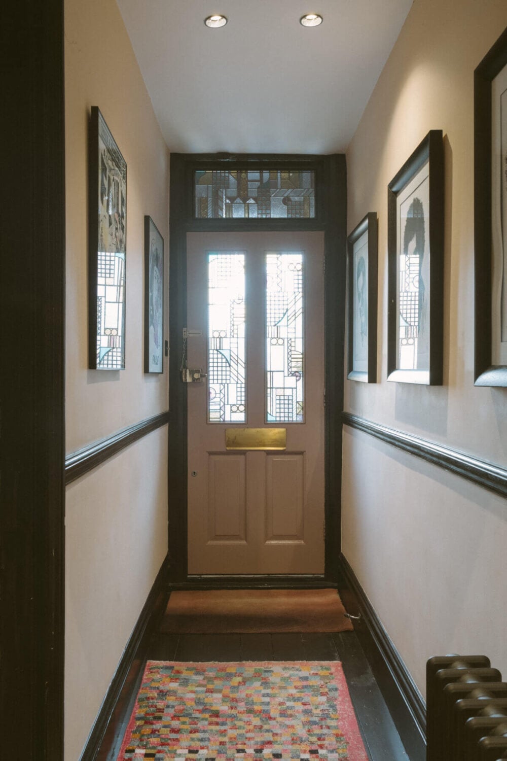 A Victorian House in London Decorated in Warm Color Tones 23 front-door-narrow-hallway-victorian-house-london-nordroom